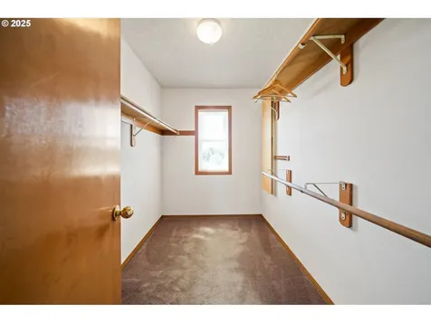 17830 NW Deercreek Court Portland OR 97229