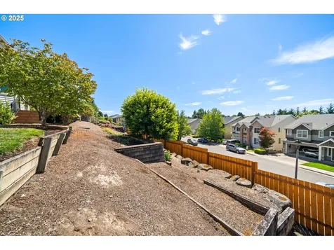 17830 NW Deercreek Court Portland OR 97229