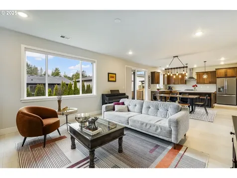 23897 SW Heron Lakes Drive Sherwood OR 97140