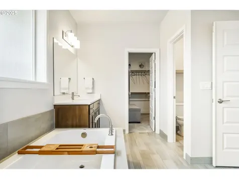 23897 SW Heron Lakes Drive Sherwood OR 97140