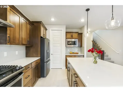 23897 SW Heron Lakes Drive Sherwood OR 97140