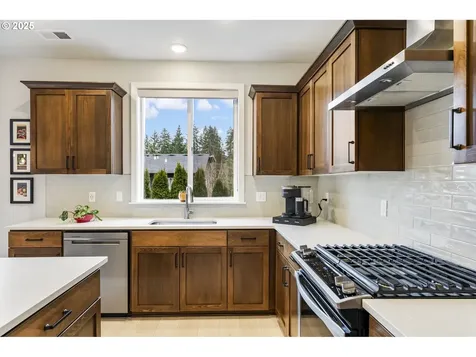 23897 SW Heron Lakes Drive Sherwood OR 97140