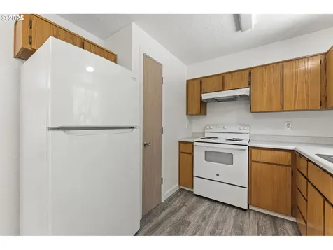 3108 SE 89th Avenue Portland OR 97266