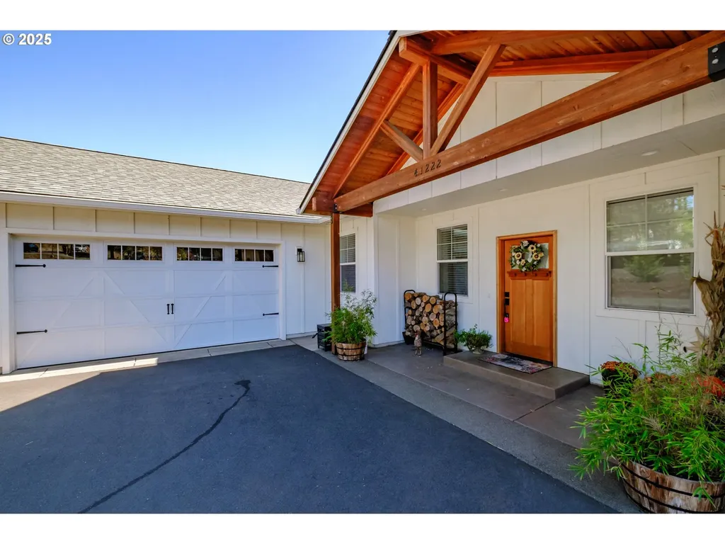 41222 Highway 228 Sweet Home OR 97386