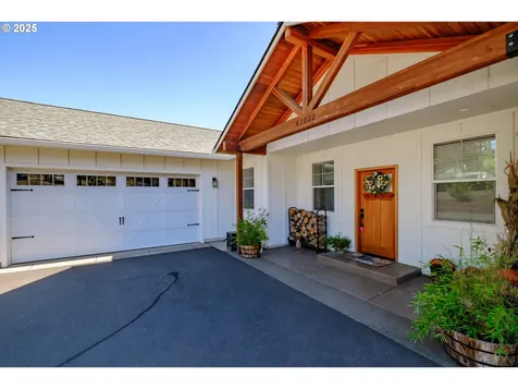 41222 Highway 228 Sweet Home OR 97386