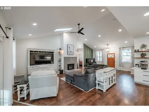 41222 Highway 228 Sweet Home OR 97386