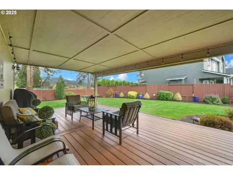 2458 Otto Street Springfield OR 97477