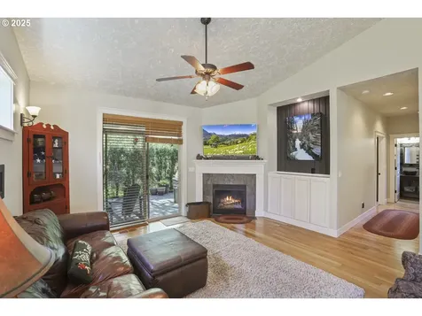 680 SE Jackson Park Road Troutdale OR 97060