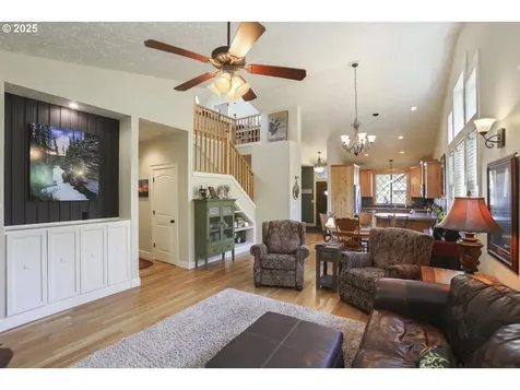 680 SE Jackson Park Road Troutdale OR 97060
