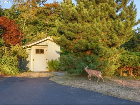 1320 15th Street Astoria OR 97103