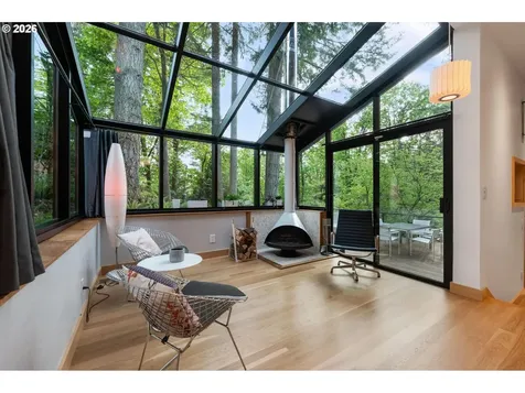 13948 NW Country Woods Lane Portland OR 97231
