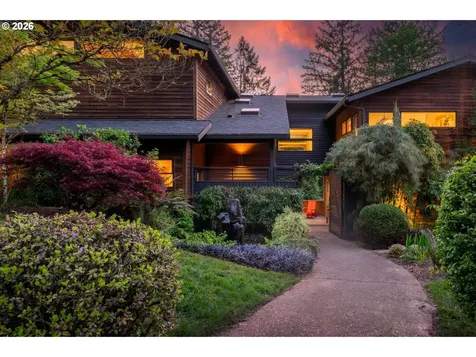 13948 NW Country Woods Lane Portland OR 97231