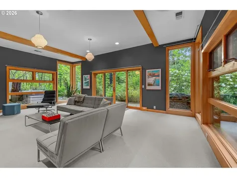 13948 NW Country Woods Lane Portland OR 97231