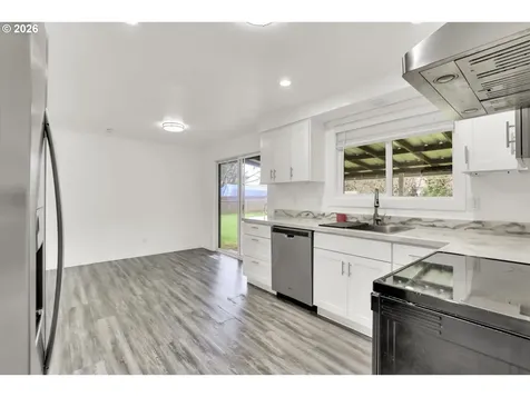 597 SE 13th Avenue Hillsboro OR 97123