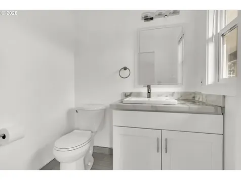 597 SE 13th Avenue Hillsboro OR 97123