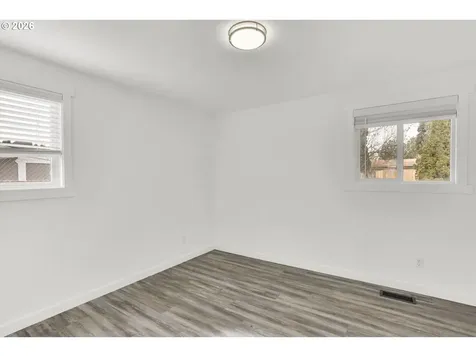 597 SE 13th Avenue Hillsboro OR 97123