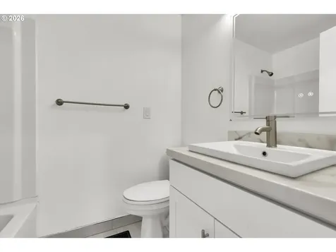 597 SE 13th Avenue Hillsboro OR 97123