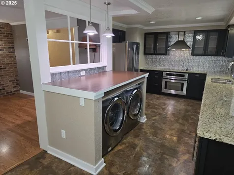 1634 Kendall Street Roseburg OR 97471