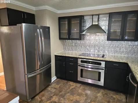 1634 Kendall Street Roseburg OR 97471