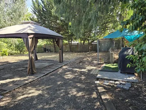 1634 Kendall Street Roseburg OR 97471