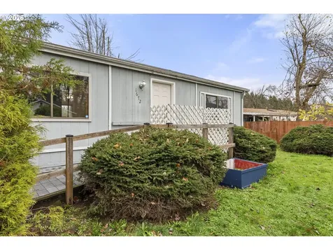 1672 Pritchett Place Cottage Grove OR 97424