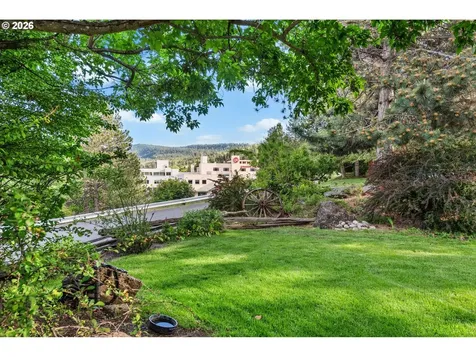 1 Pine Crest Drive La Grande OR 97850