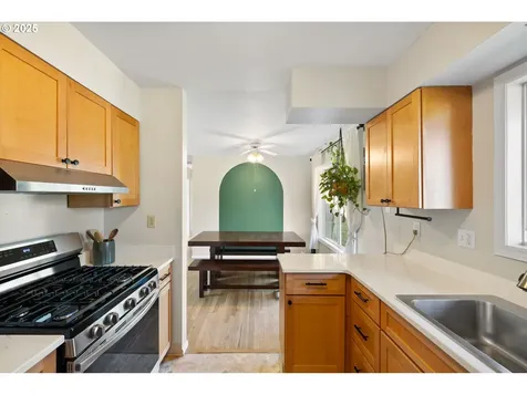 13225 SE Alder Street Portland OR 97233