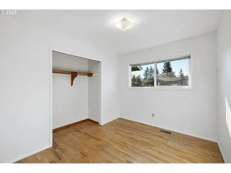 13225 SE Alder Street Portland OR 97233