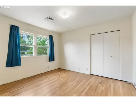 381 NE Wisconsin Street White Salmon WA 98672