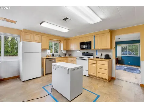 381 NE Wisconsin Street White Salmon WA 98672