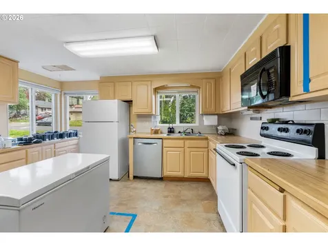 381 NE Wisconsin Street White Salmon WA 98672