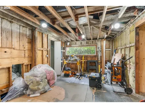 381 NE Wisconsin Street White Salmon WA 98672