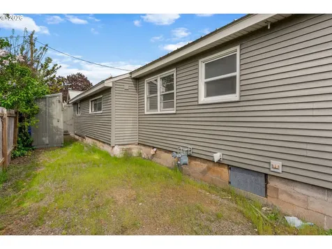 381 NE Wisconsin Street White Salmon WA 98672