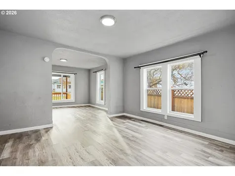 417 E Court Street Goldendale WA 98620