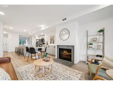 87 N Hayden Bay Drive Portland OR 97217