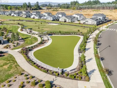 6640 SE Kinnaman Street Hillsboro OR 97123