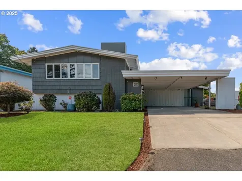 21 NE 196th Avenue Portland OR 97230