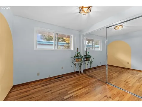 21 NE 196th Avenue Portland OR 97230
