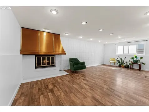21 NE 196th Avenue Portland OR 97230