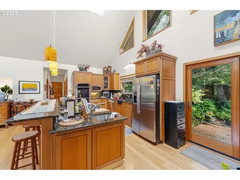 47555 Leeward Street Langlois OR 97450