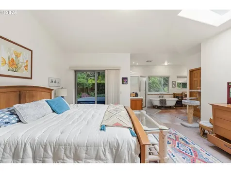 47555 Leeward Street Langlois OR 97450