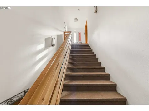 47555 Leeward Street Langlois OR 97450