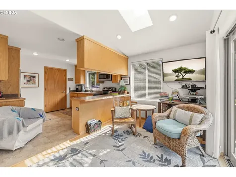 47555 Leeward Street Langlois OR 97450
