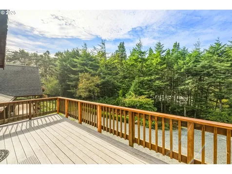 47555 Leeward Street Langlois OR 97450