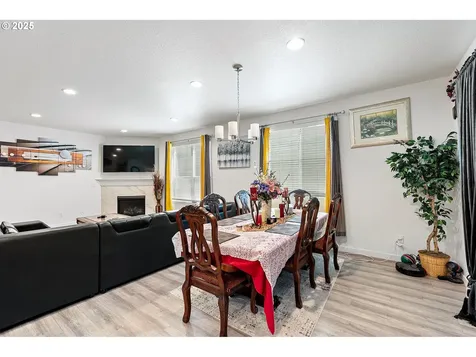 2504 Brackenfern Road Eugene OR 97403