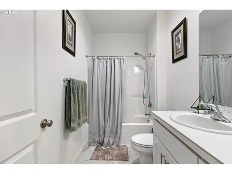2504 Brackenfern Road Eugene OR 97403