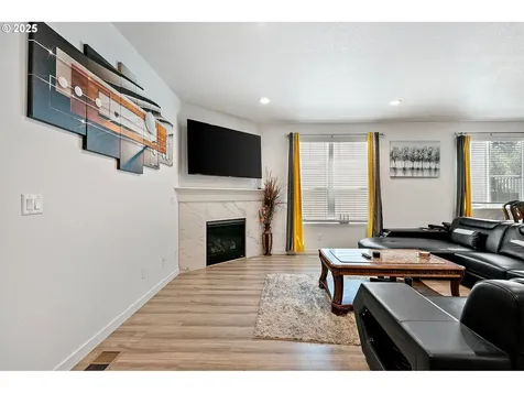 2504 Brackenfern Road Eugene OR 97403