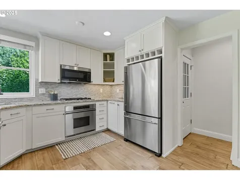 3190 SW Ridgewood Avenue Portland OR 97225
