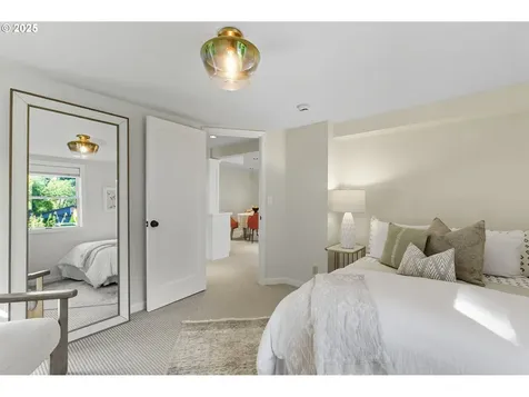 3190 SW Ridgewood Avenue Portland OR 97225