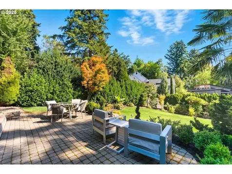 3190 SW Ridgewood Avenue Portland OR 97225